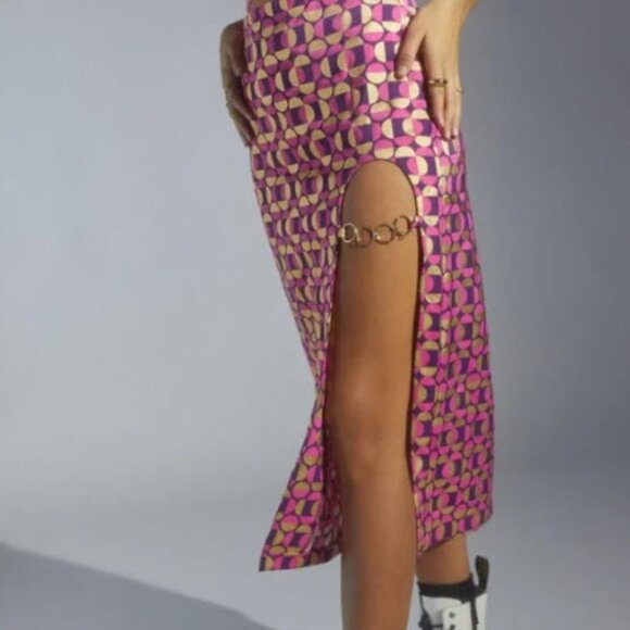 Nasty Gal Dresses & Skirts - Nasty Gal Tan chain midi Pencil Skirt